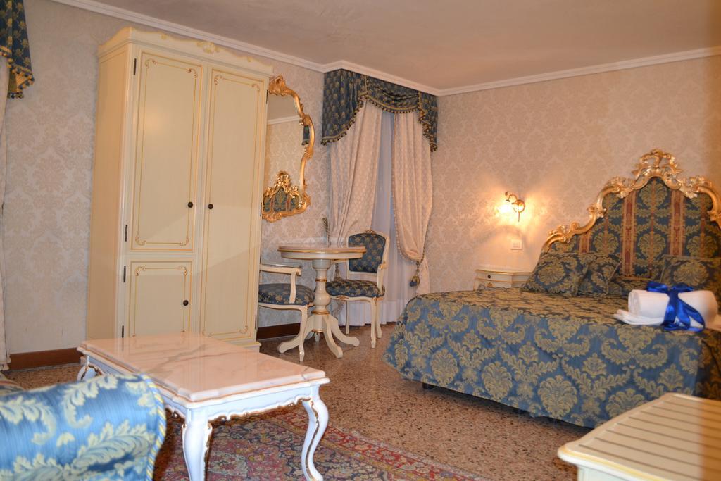 Guest House La Chicca Венеція Екстер'єр фото